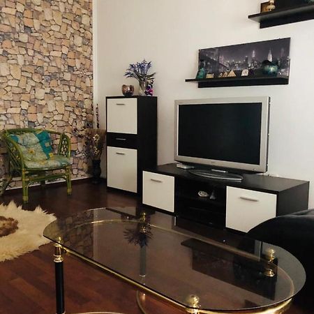 Wld House Daire Köstence Dış mekan fotoğraf